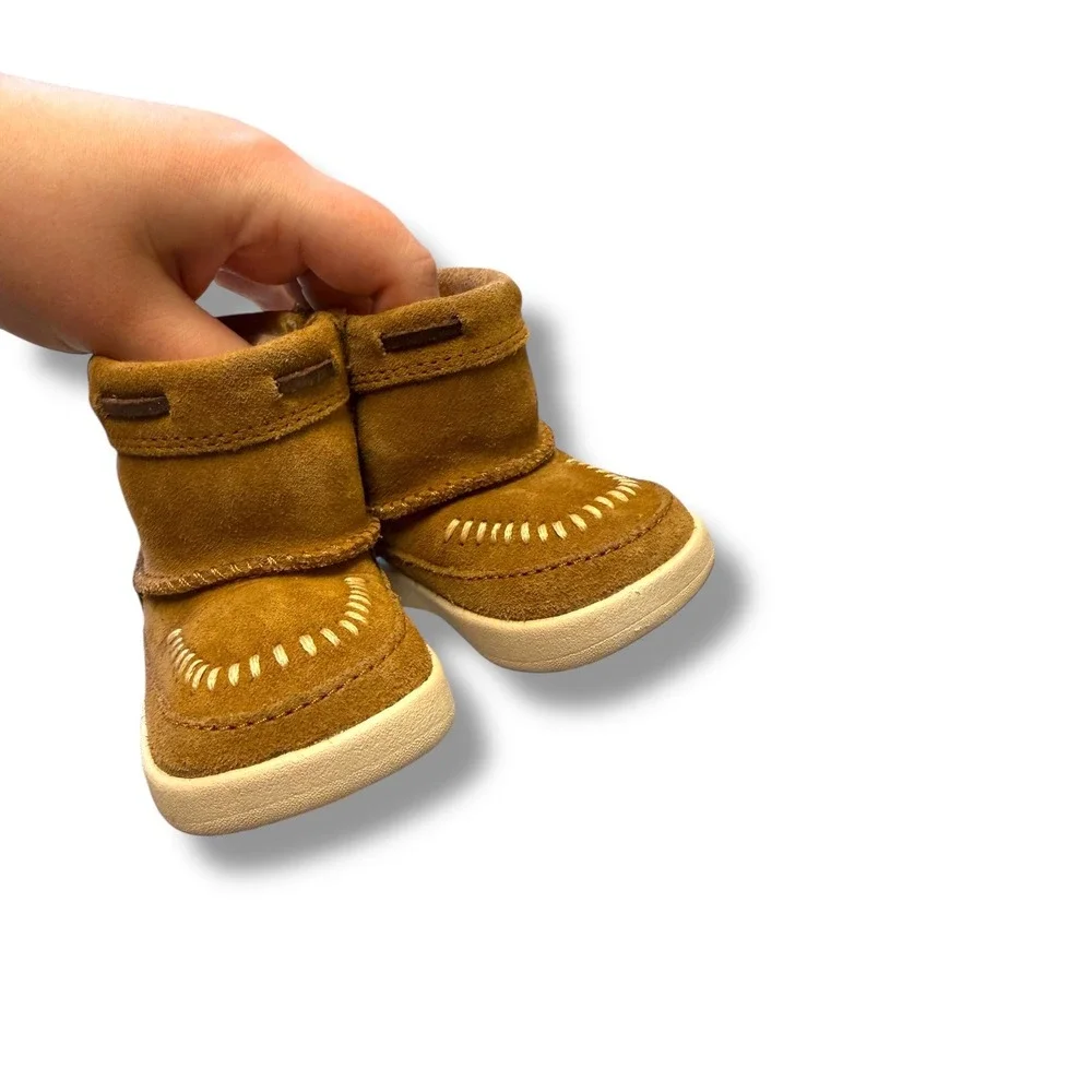 UGG Cali Moc Campfire Boots Infant Size 0/1 Chestnut‎ Suede Fur Lined Cozy